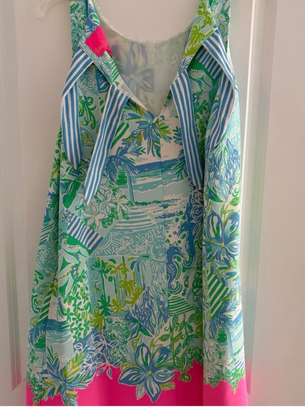 Tropical Print Tank with Pink Hem - Picture 3 of 4
